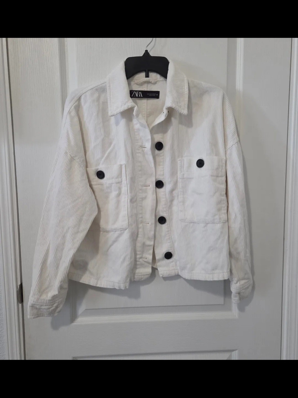 Zara White Corduroy Jacket with Black Buttons